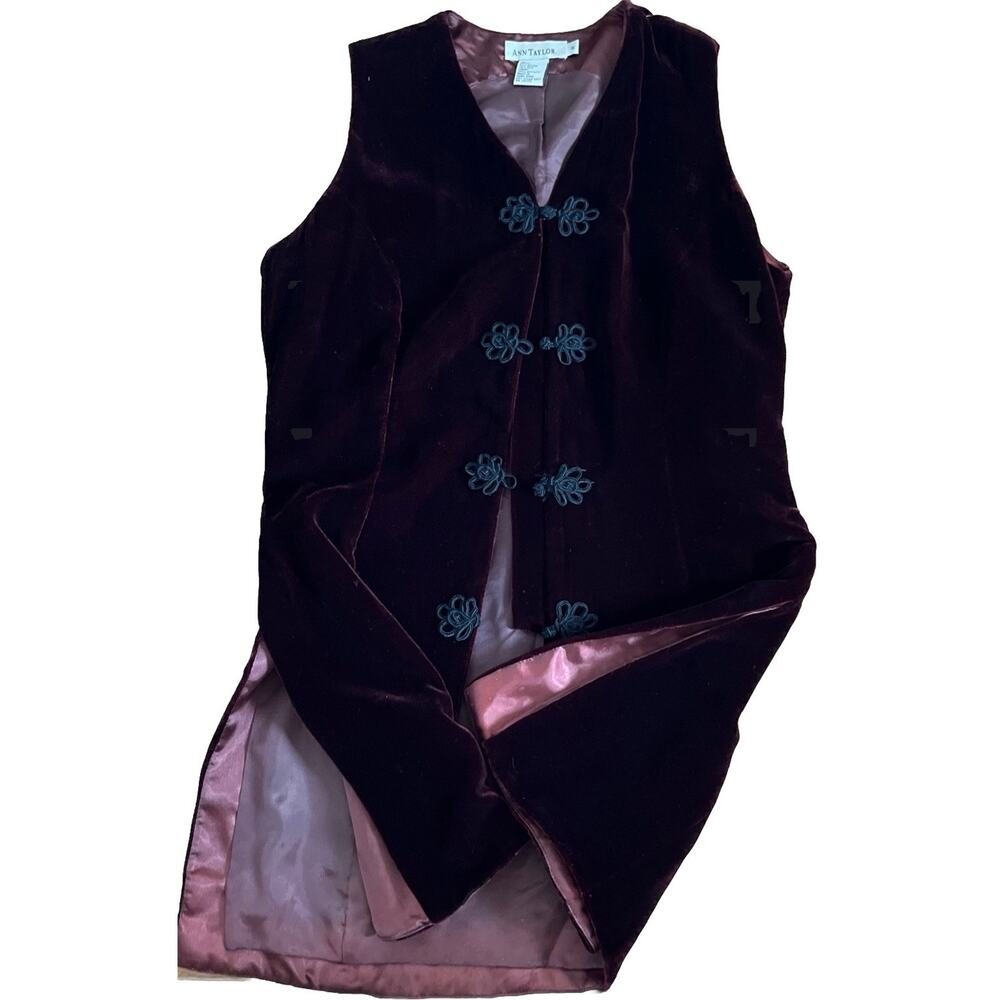 Ann Taylor Silk Blend Velvet Frog toggle button statement Vest Dark Brown Sz 2
